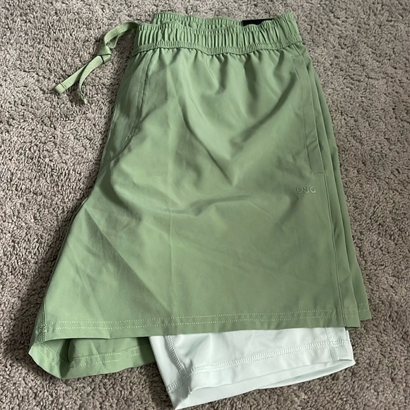 Men’s DSG lined athletic shorts - Picture 1 of 5